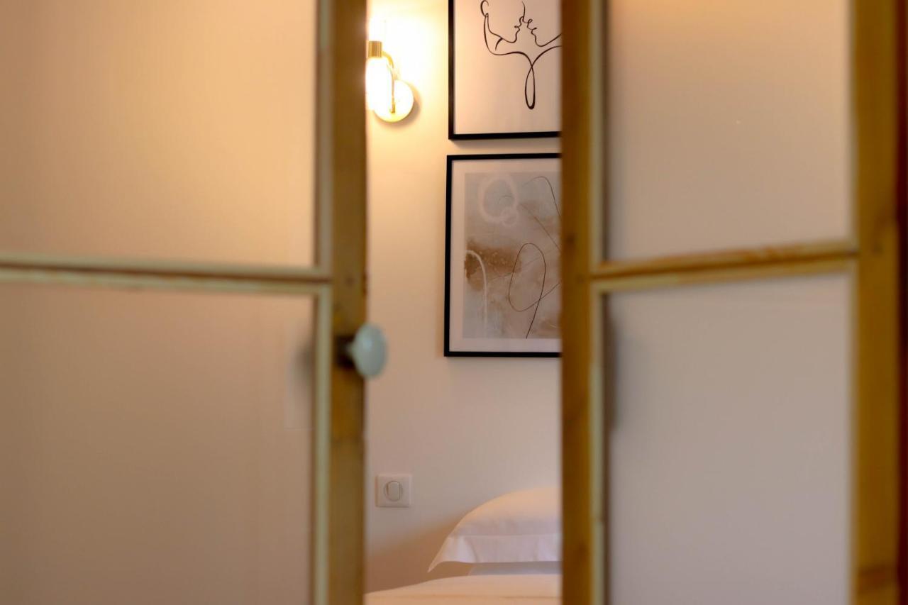 Aubernon Luxurious, Newly Renovated Flat In Heart Of Old * Antibes